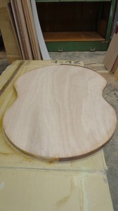 丸テーブル下地